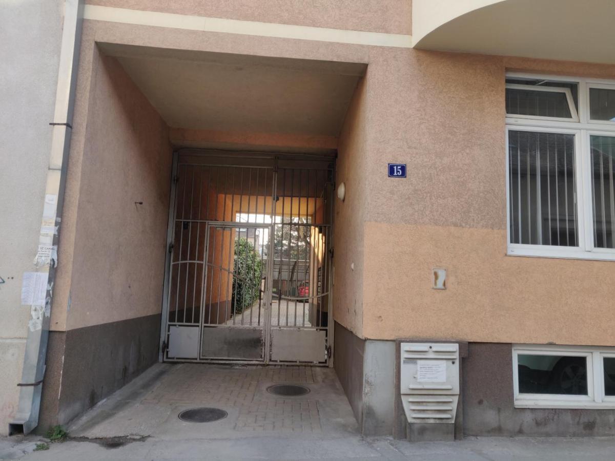 Filin Home Stefanovica 2 Novi Sad Esterno foto